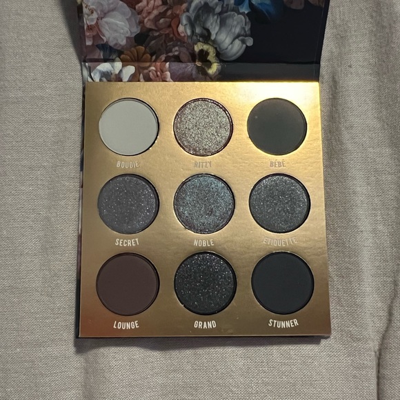 Colourpop Other - Colourpop Baroque Eyeshadow Palette